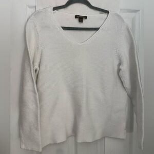 Tommy Bahama white v neck sweater size XL